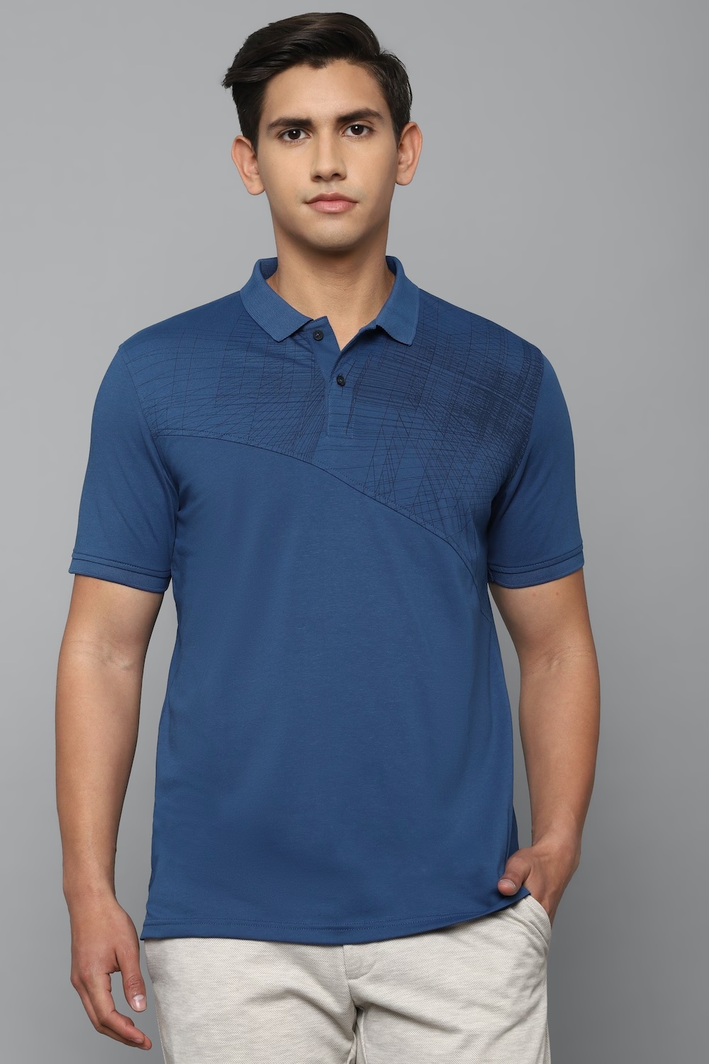 Men Blue Solid Polo Neck T-shirt-Blue