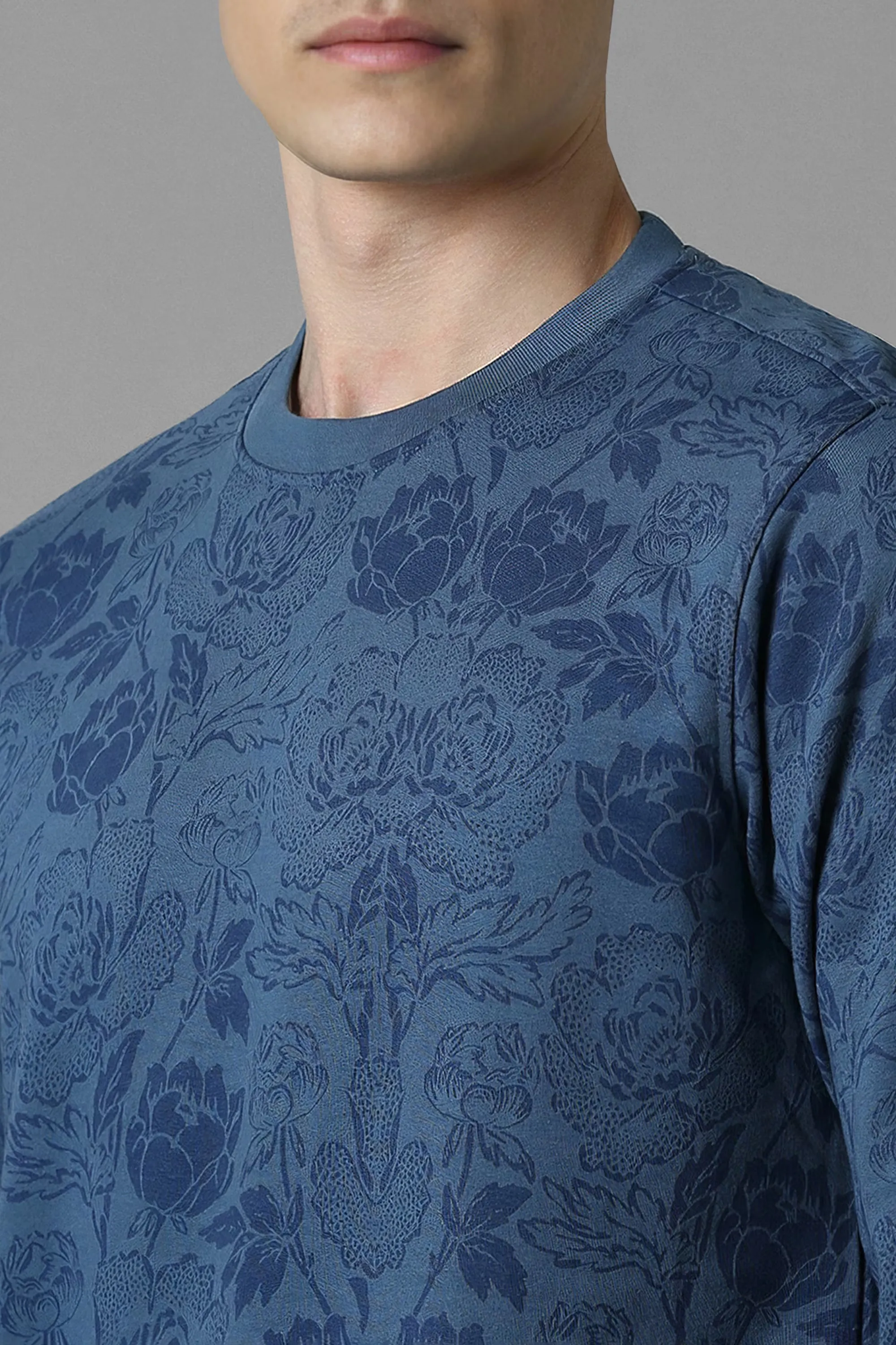 30489-men-casual-navy-print-sweatshirt-navy-1.webp