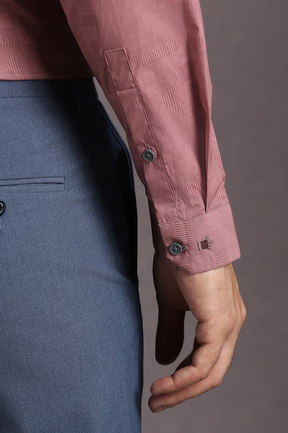 3056-men-pink-print-full-sleeves-casual-shirt-pink-1.jpg