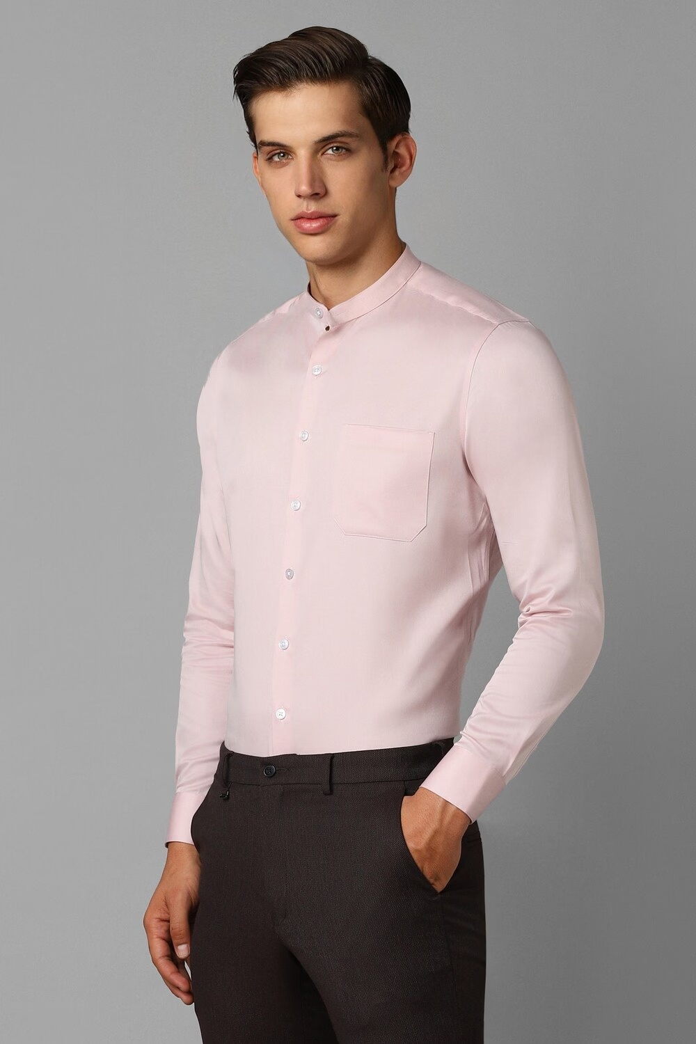 30631-men-pink-slim-fit-solid-full-sleeves-formal-shirt-pink-1.jpg