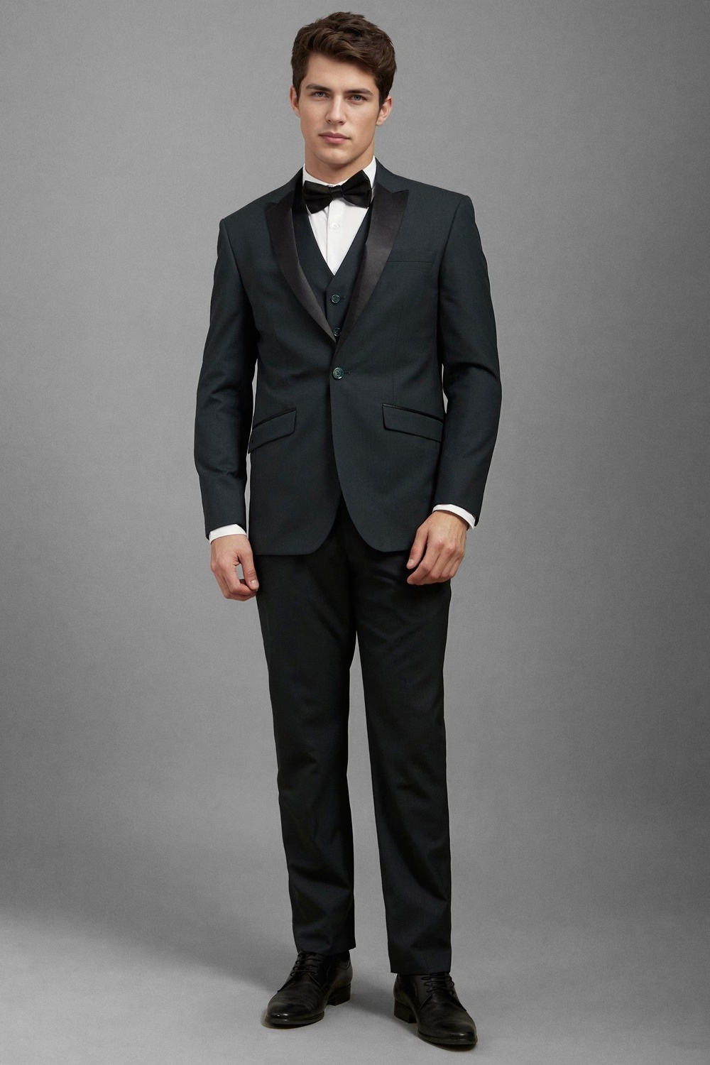 Men Green Slim Fit Solid Formal Three Piece Suit-Green