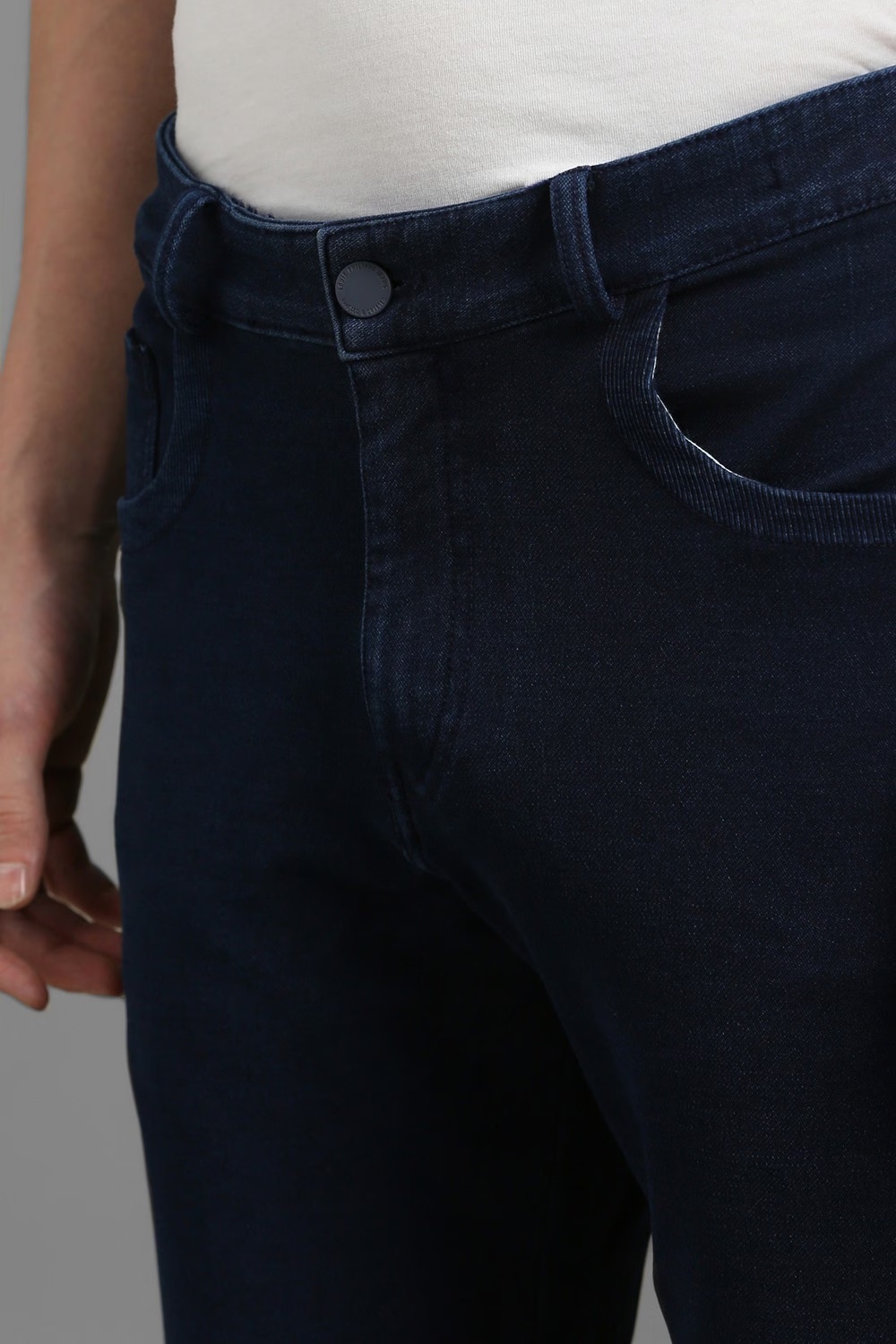31728-men-navy-dark-slim-fit-jeans-navy-1.jpg