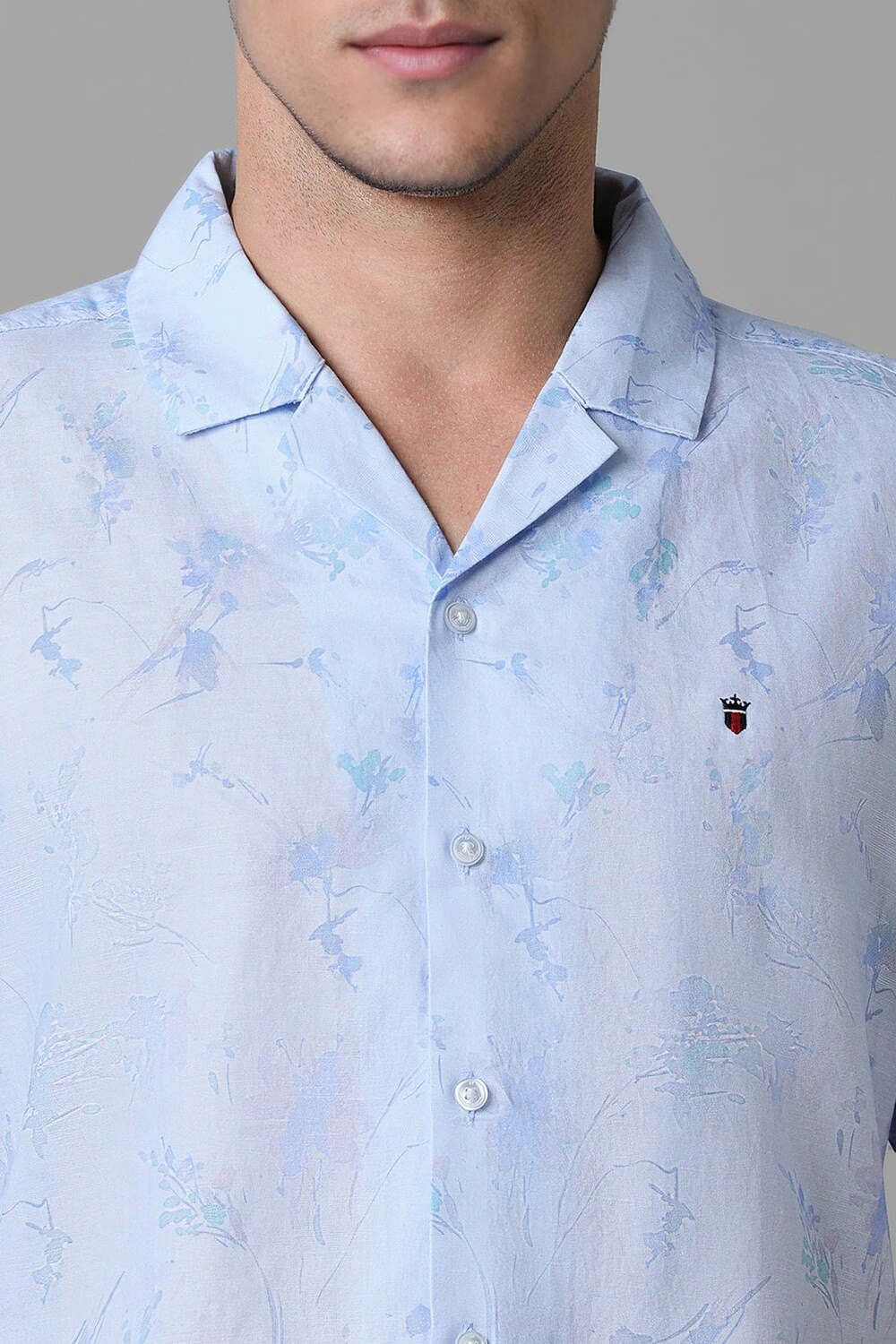 31810-men-blue-slim-fit-print-half-sleeves-casual-shirt-blue-1.jpg
