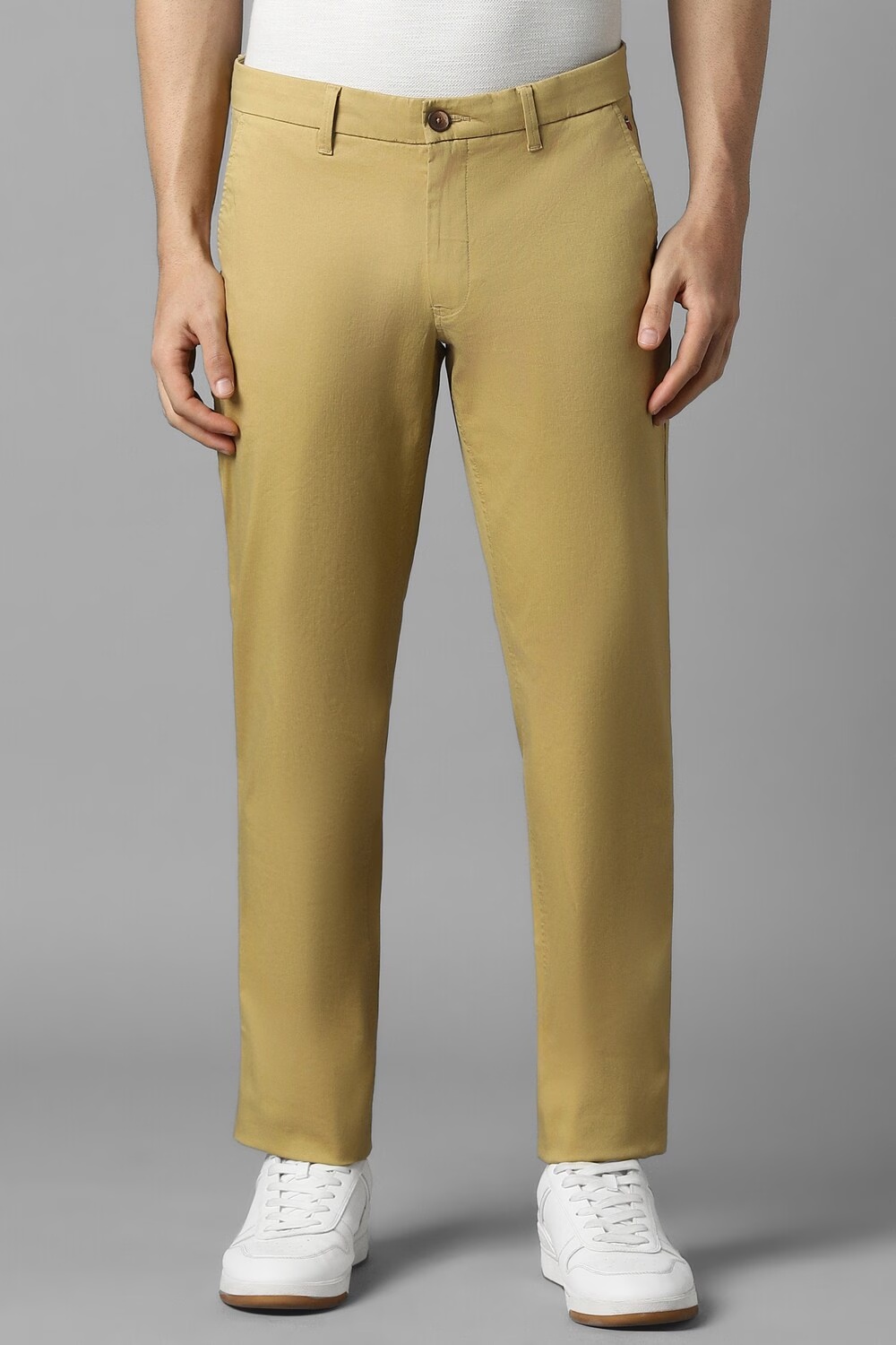 Men Khaki Slim Fit Solid Flat Front Casual Trousers-Khaki