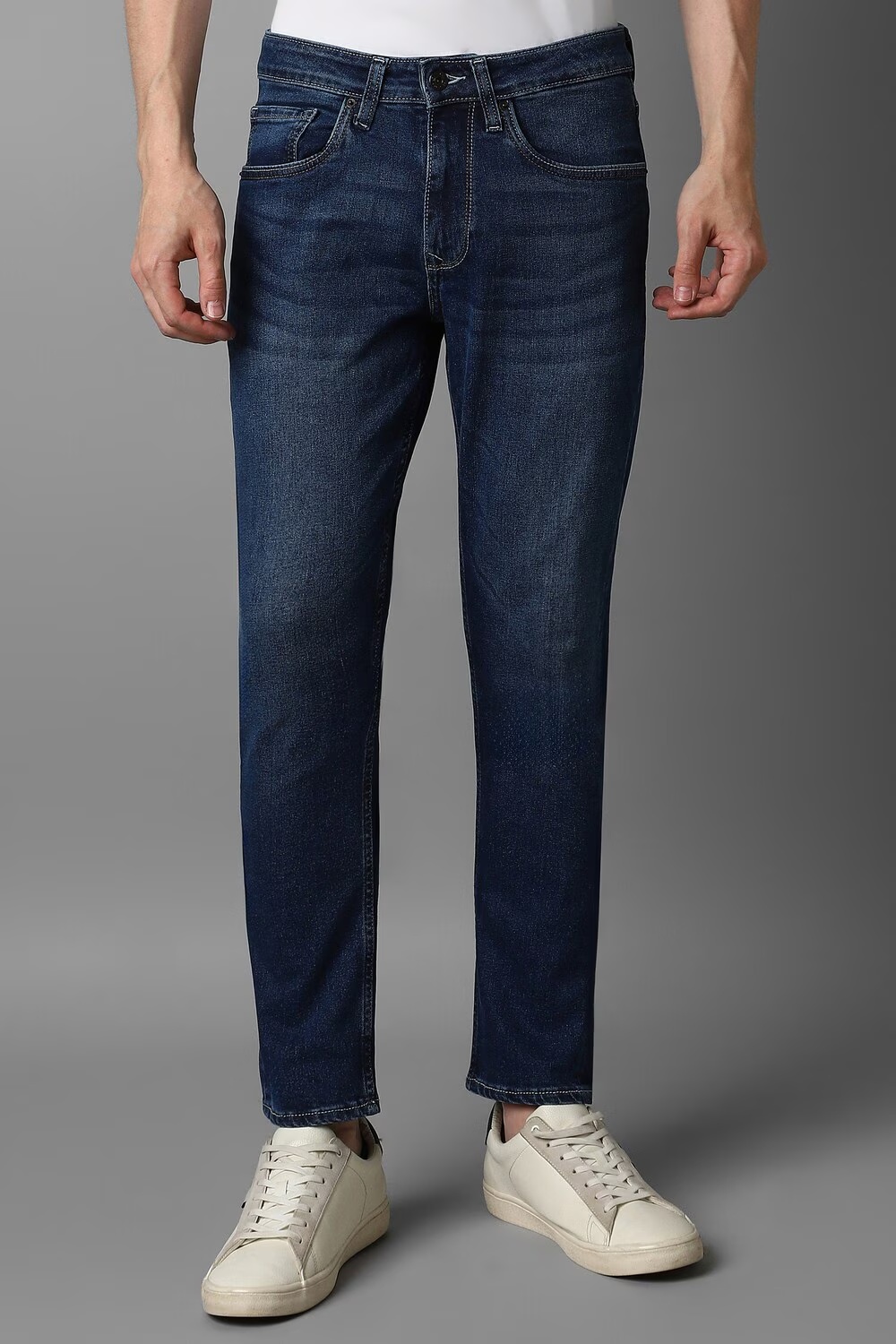 Men Navy Light Smart Fit Jeans-Navy
