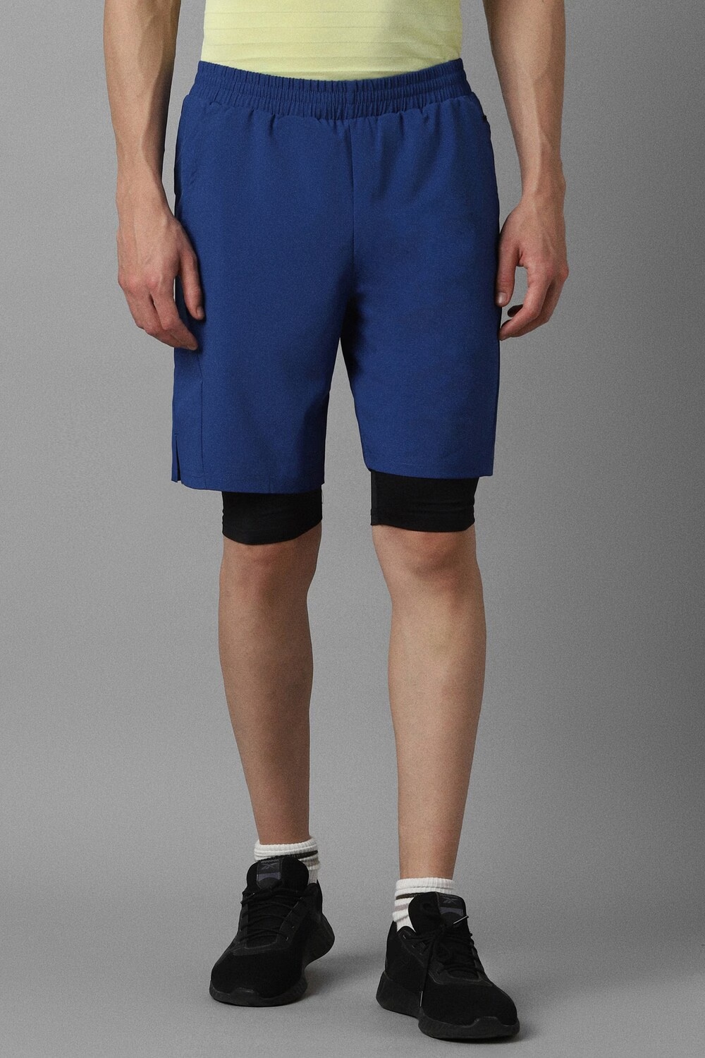 32138-men-blue-solid-knit-slim-fit-shorts-blue-1.jpg