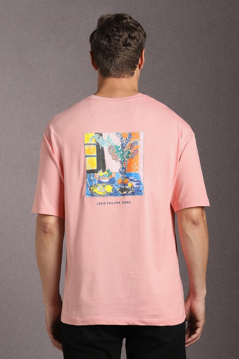 32236-men-pink-graphic-print-crew-neck-t-shirt-pink-1.jpg