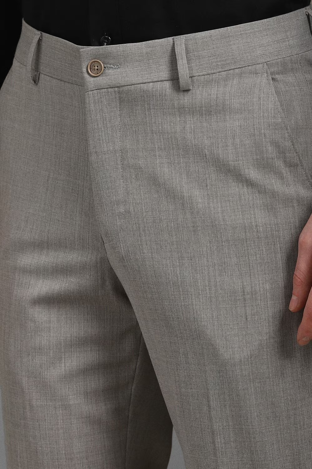 32242-men-grey-slim-fit-textured-flat-front-formal-trousers-grey-1.jpg