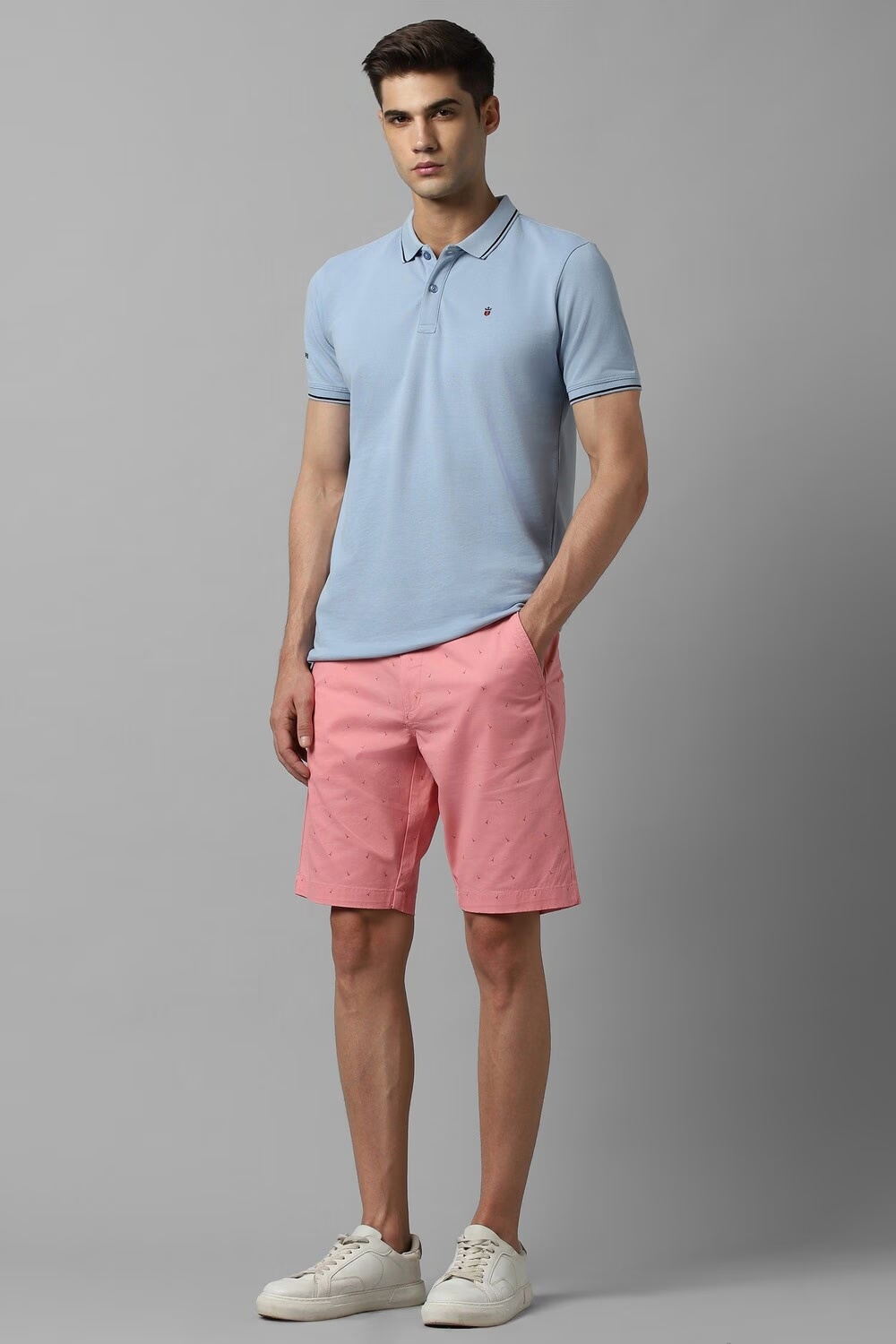 32410-men-pink-solid-slim-fit-shorts-pink-1.jpg