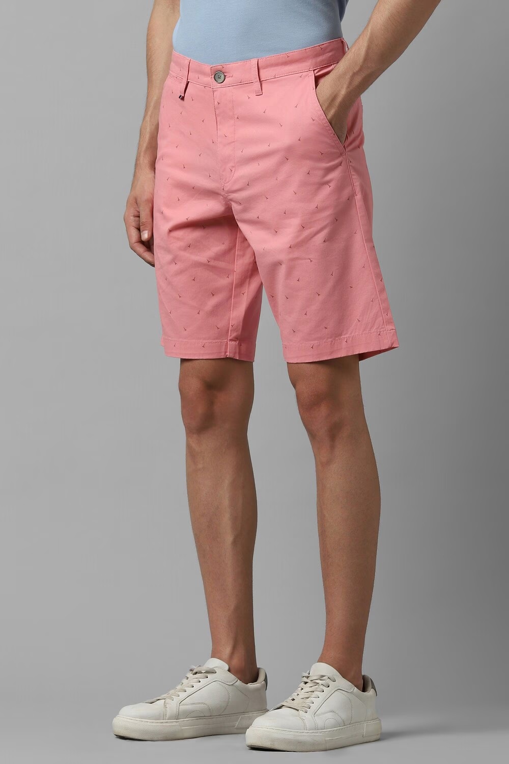 32410-men-pink-solid-slim-fit-shorts-pink-1.jpg