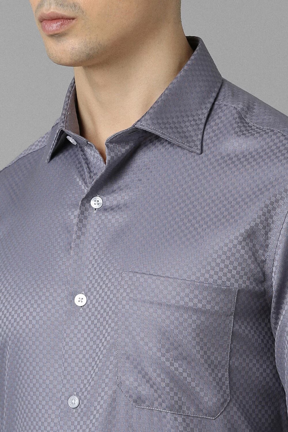 32496-men-grey-classic-fit-textured-full-sleeves-formal-shirt-grey-1.jpg