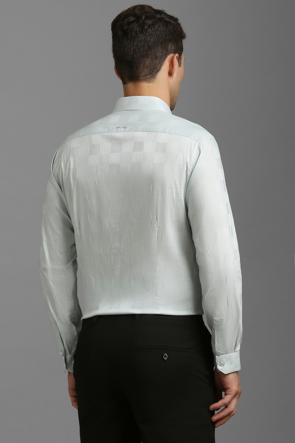 32532-men-light-blue-textured-full-sleeves-casual-shirt-light-blue-1.jpg