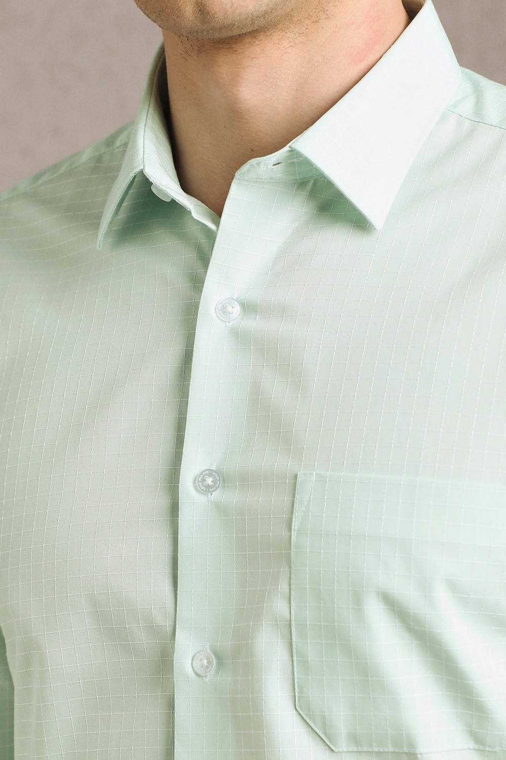 33113-men-green-textured-full-sleeves-formal-shirt-green-1.jpg