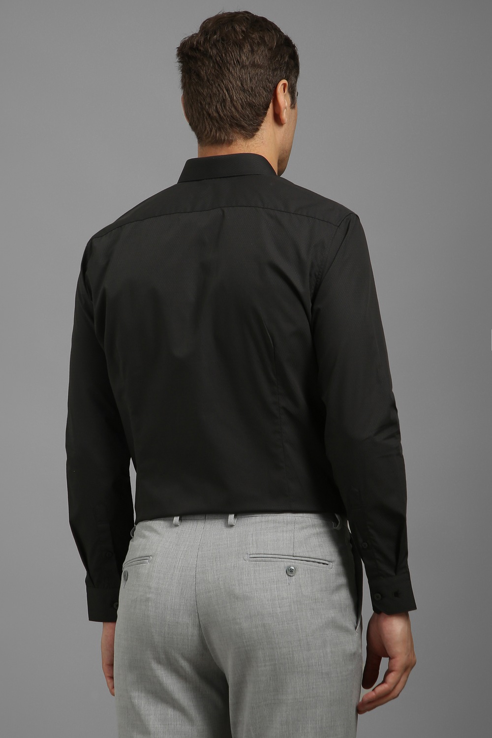 3346-men-black-slim-fit-textured-full-sleeves-formal-shirt-black-1.jpg