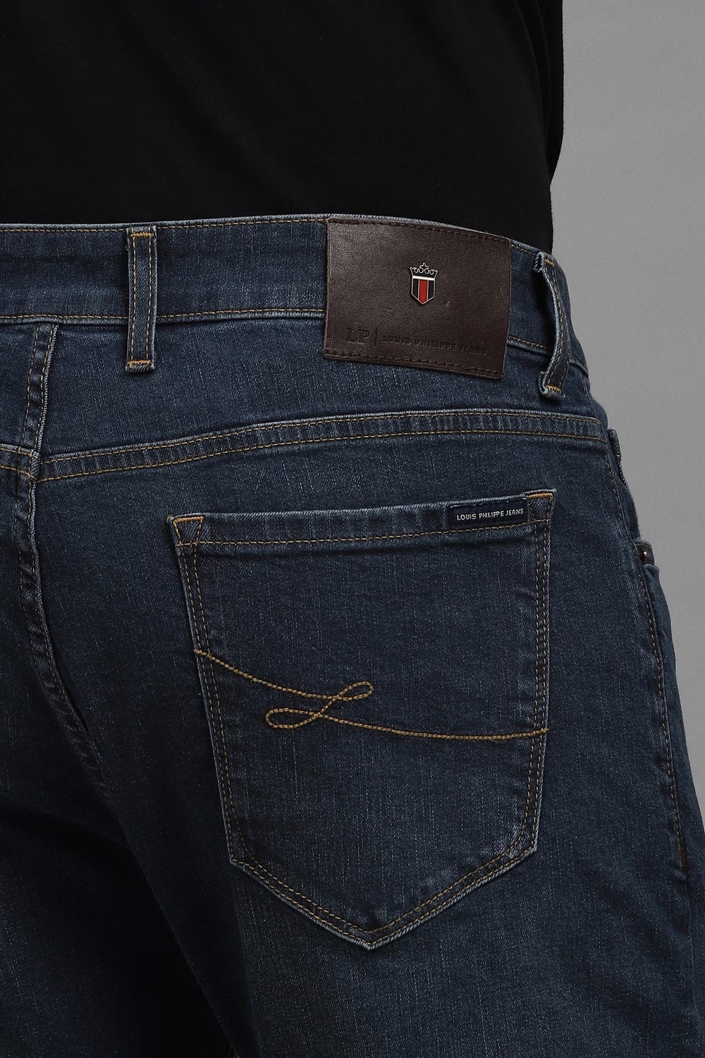 33747-men-navy-mid-slim-fit-jeans-navy-1.jpg