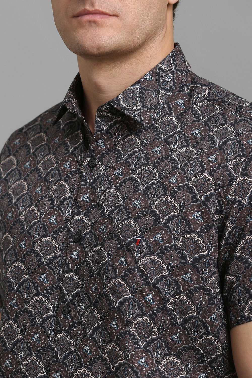 33852-men-black-print-half-sleeves-casual-shirt-black-1.jpg