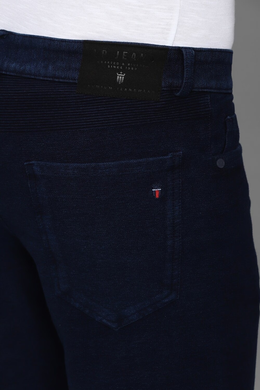 34036-men-navy-dark-ath-fit-jeans-navy-1.webp