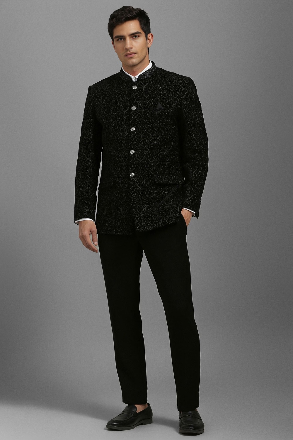 Men Black Regular Fit Embroidered Formal Two Piece Suit-Black