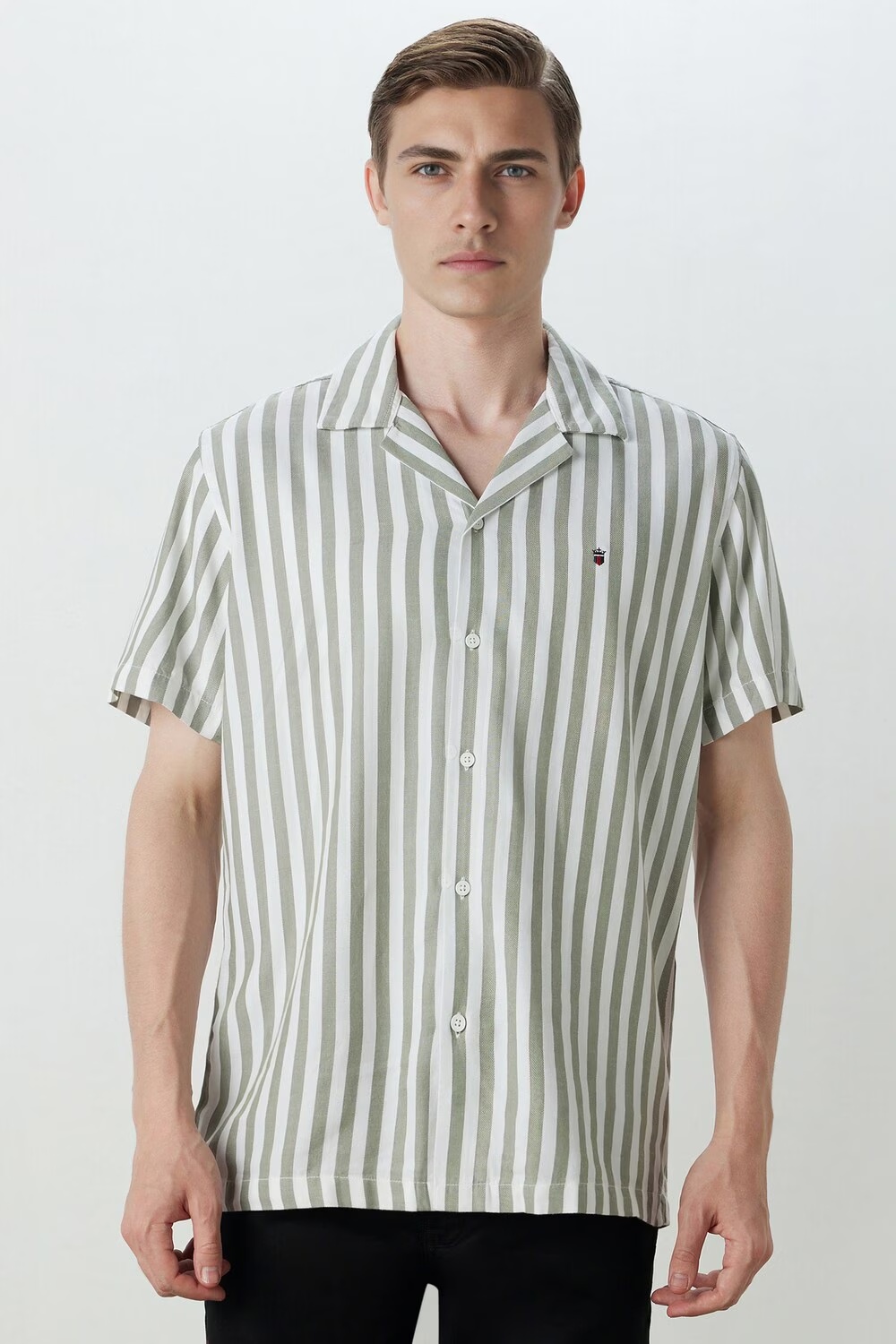 Men White Slim Fit Stripe Half Sleeves Casual Shirt-White
