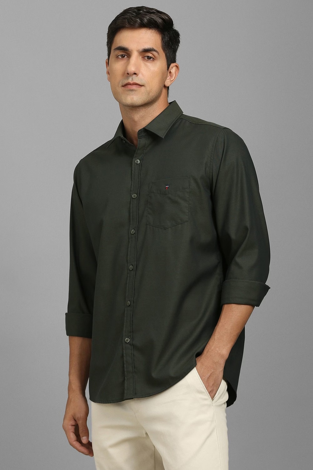 34643-men-green-textured-full-sleeves-casual-shirt-green-1.jpg