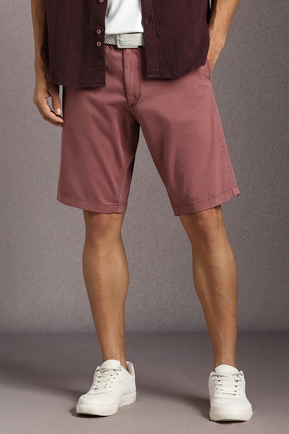 Men Maroon Solid Shorts-Maroon