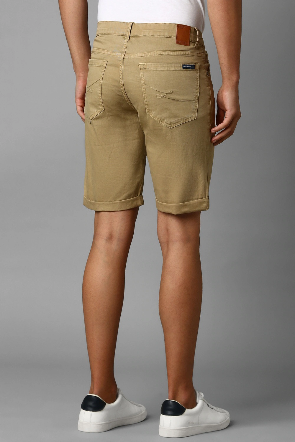 35212-men-khaki-solid-slim-fit-shorts-khaki-1.webp