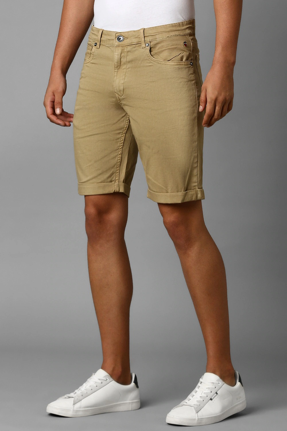 35212-men-khaki-solid-slim-fit-shorts-khaki-1.webp
