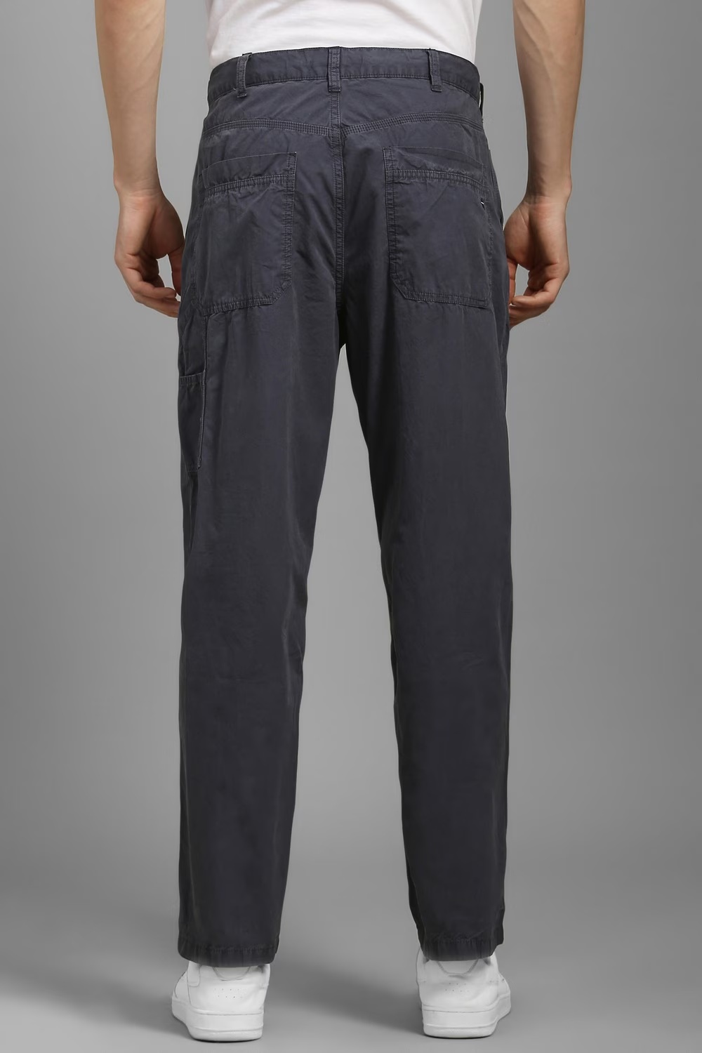 35352-men-grey-contemporary-fit-solid-flat-front-casual-trousers-grey-1.jpg