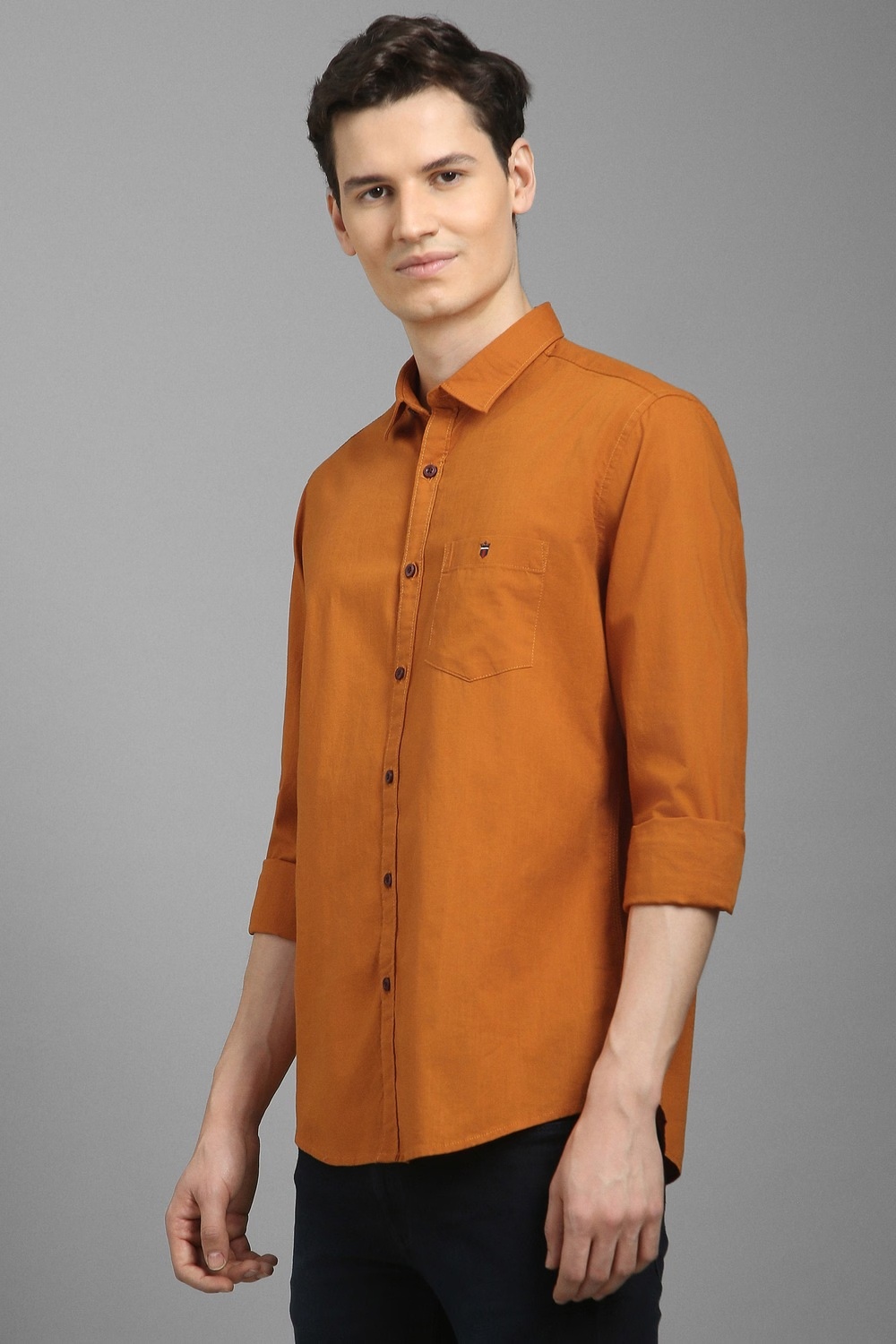 35733-men-orange-slim-fit-solid-full-sleeves-casual-shirt-orange-1.jpg