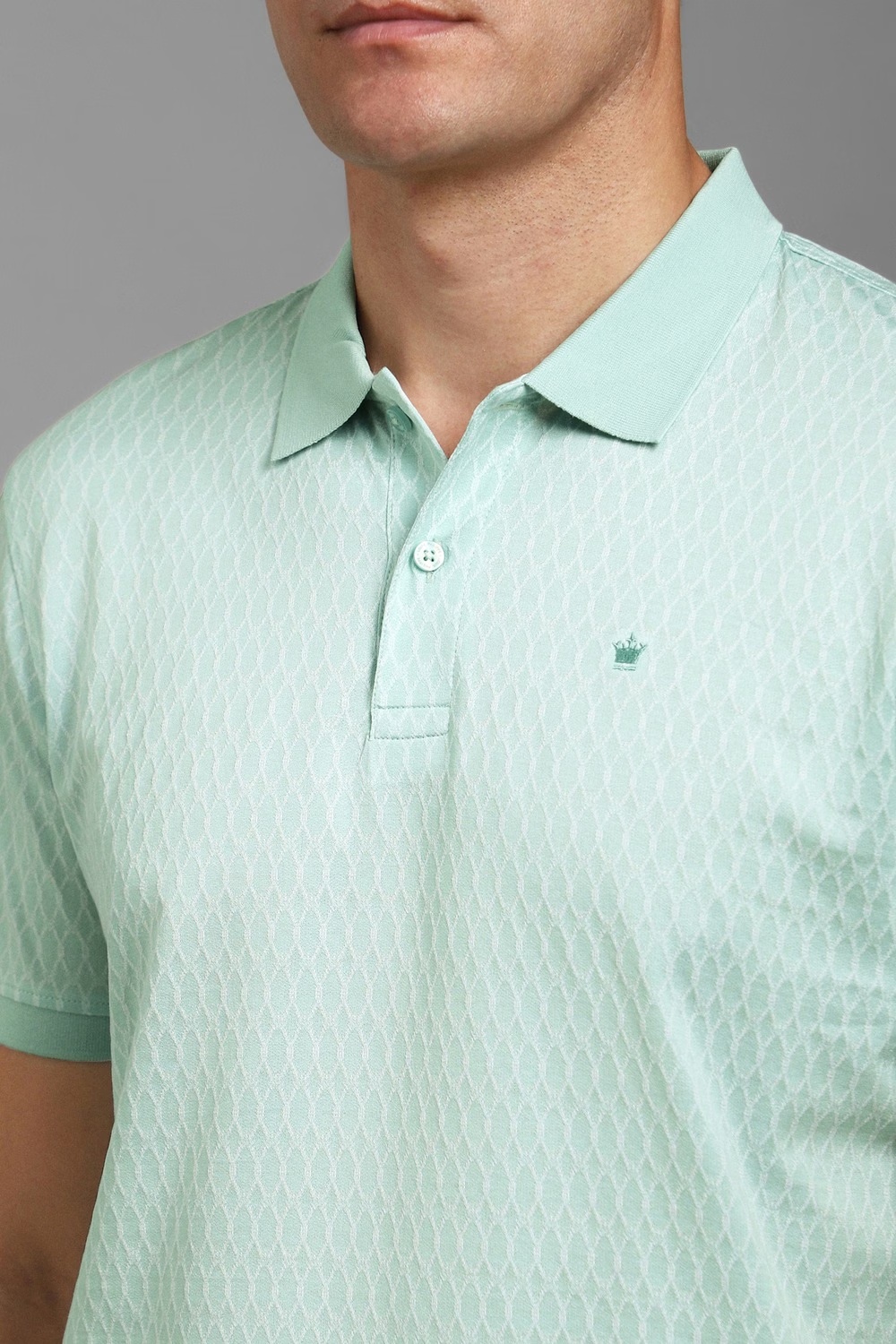 35889-men-green-textured-polo-neck-t-shirt-green-1.jpg