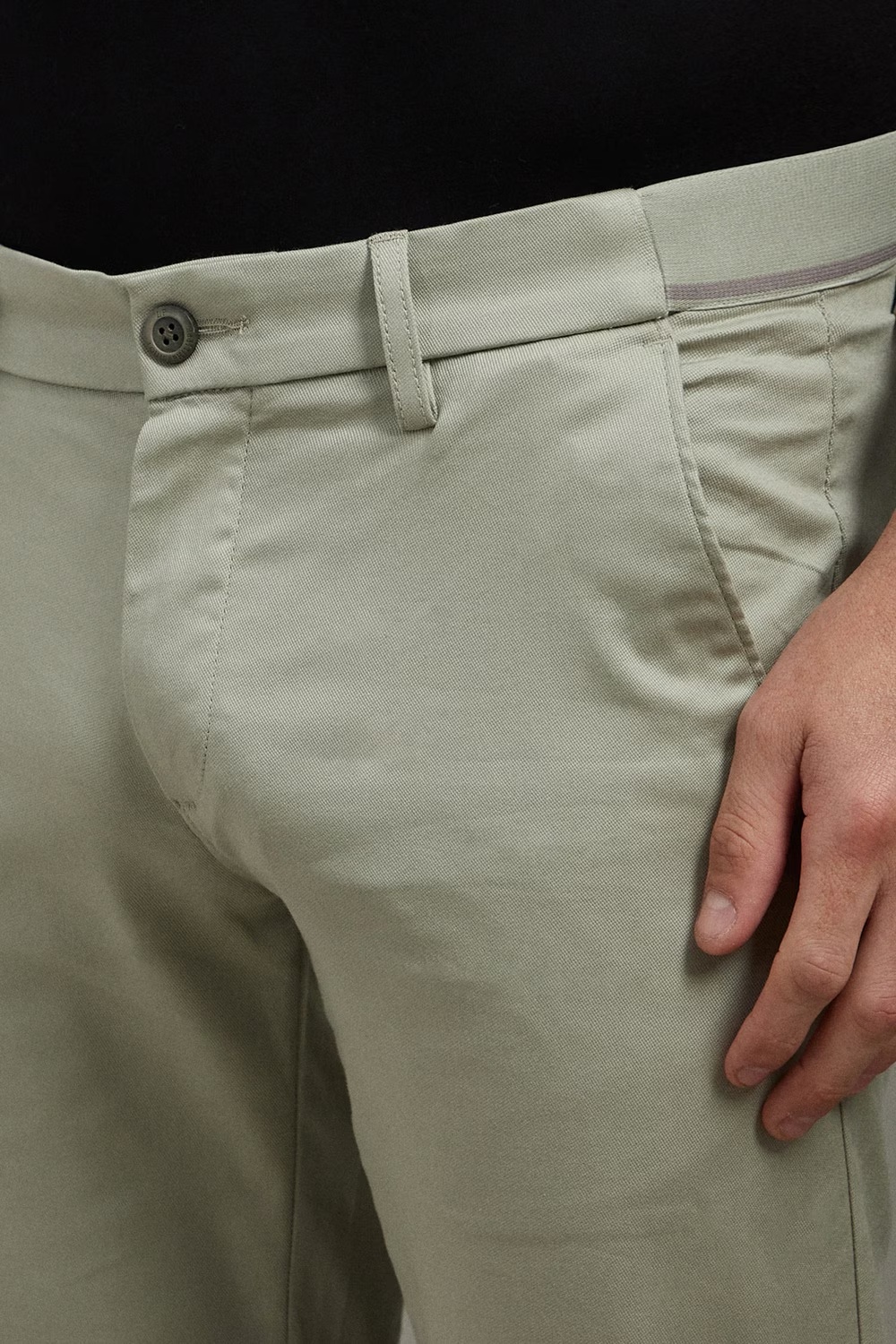 35938-men-grey-contemporary-fit-solid-flat-front-casual-trousers-grey-1.jpg