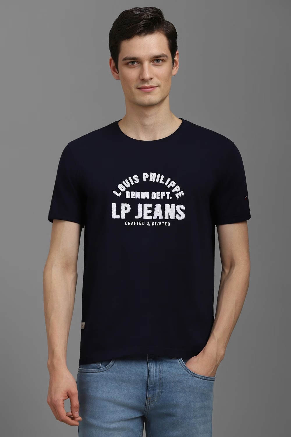 36072-men-navy-graphic-print-crew-neck-t-shirt-navy-1.jpg