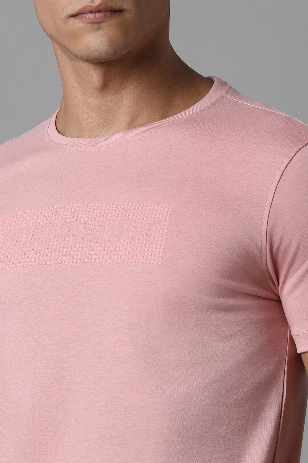 36250-men-pink-solid-crew-neck-t-shirt-pink-1.jpg