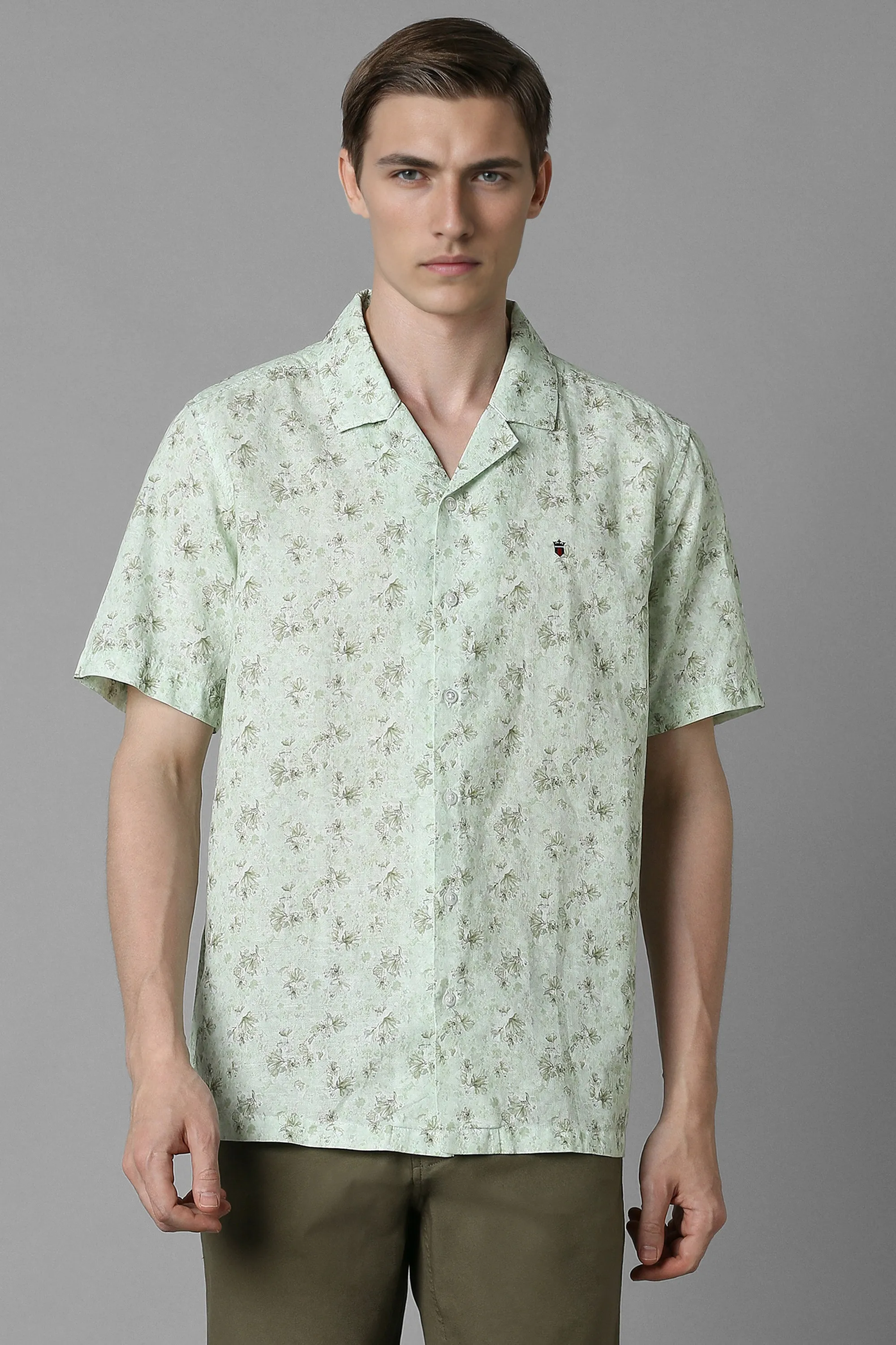 Men Green Slim Fit Print Half Sleeves Casual Shirt-Green 1 36258-men-green-slim-fit-print-half-sleeves-casual-shirt-green-1.webp