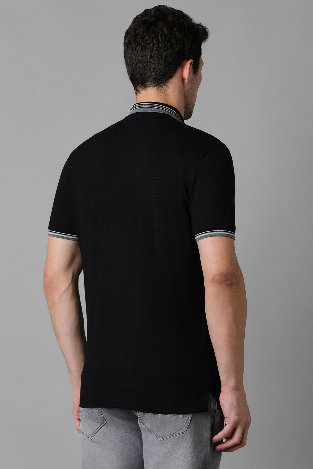 36266-men-black-solid-polo-neck-t-shirt-black-1.jpg