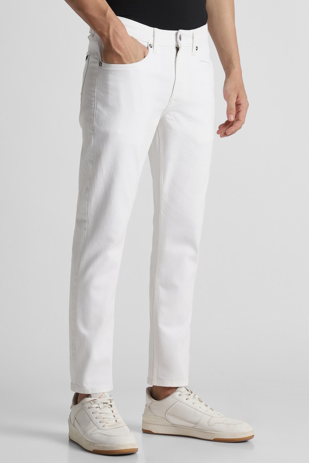 36515-men-white-light-smart-fit-jeans-white-1.jpg