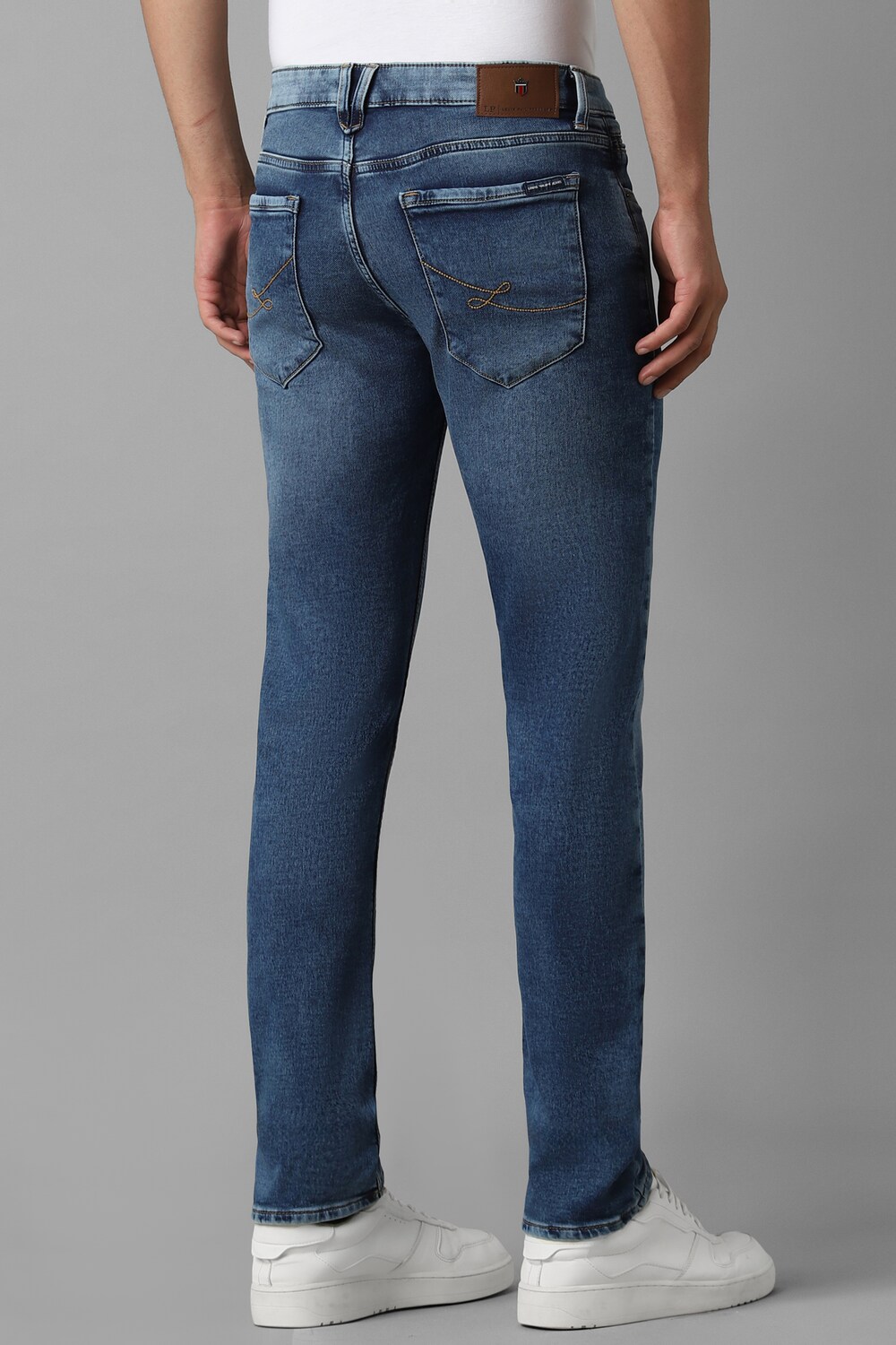 37106-men-navy-mid-slim-fit-jeans-navy-1.webp