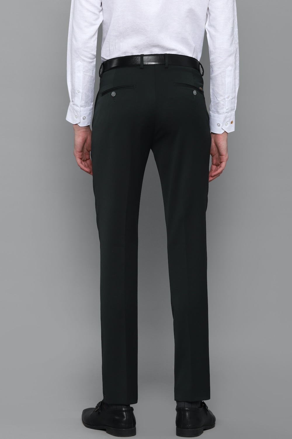 37644-men-black-slim-fit-solid-flat-front-formal-trousers-black-1.jpg