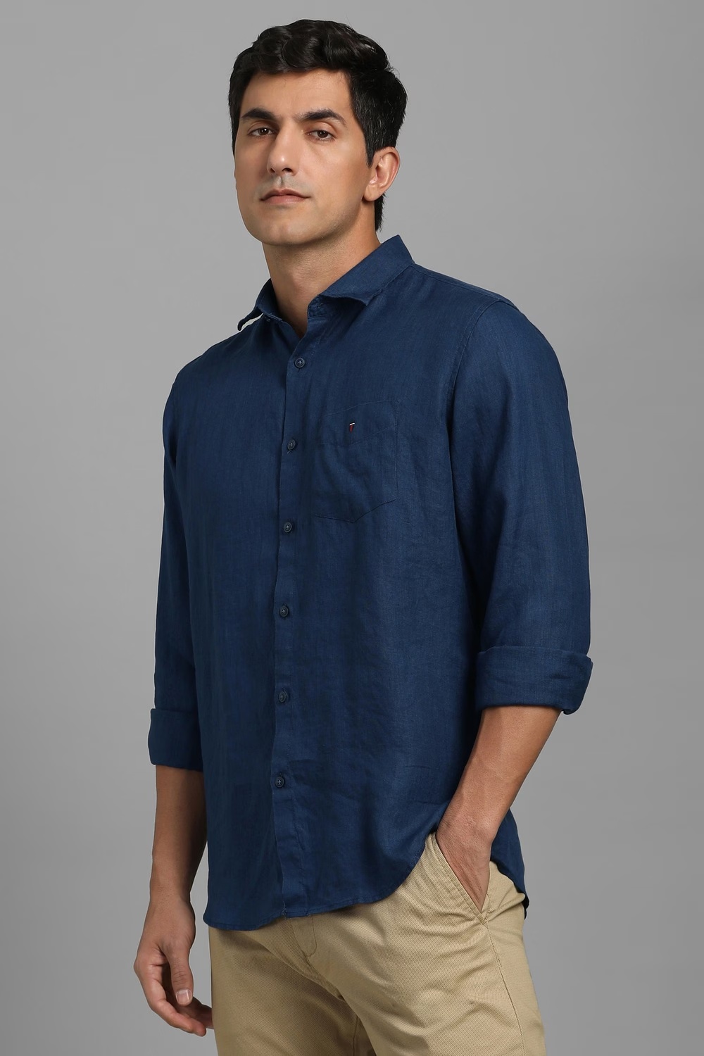 3854-men-blue-solid-full-sleeves-casual-shirt-blue-1.jpg