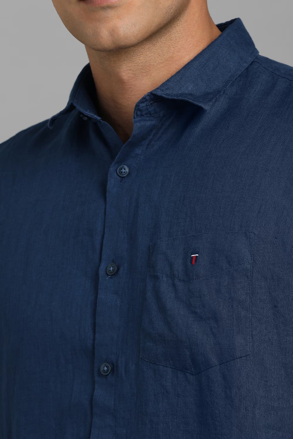 3854-men-blue-solid-full-sleeves-casual-shirt-blue-1.jpg