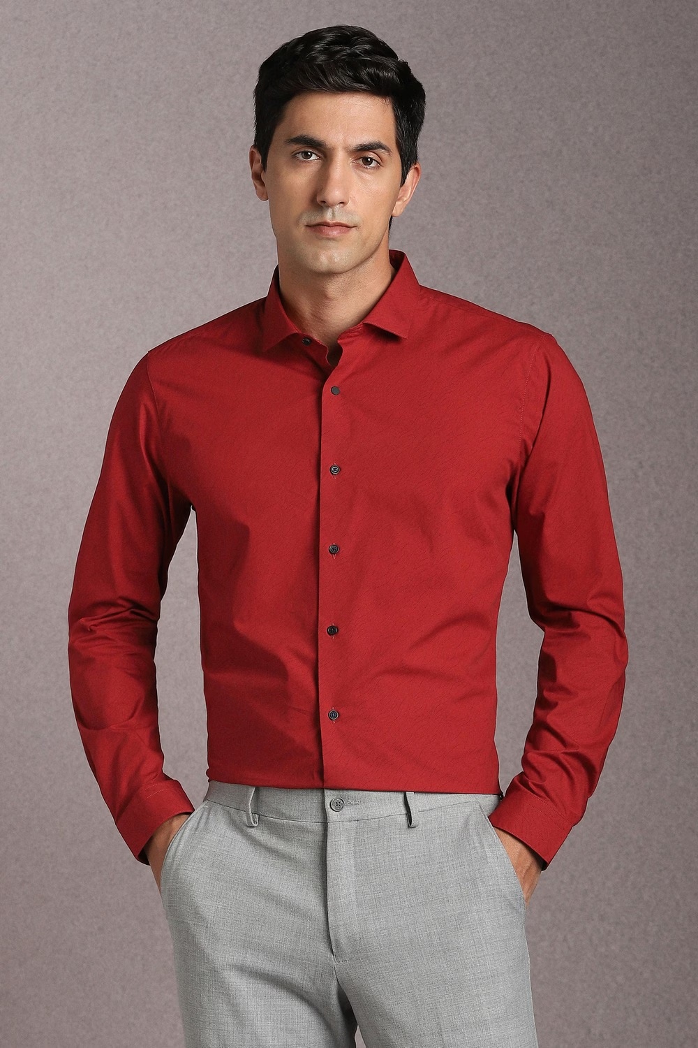 Men Red Solid Full Sleeves Casual Shirt-Red