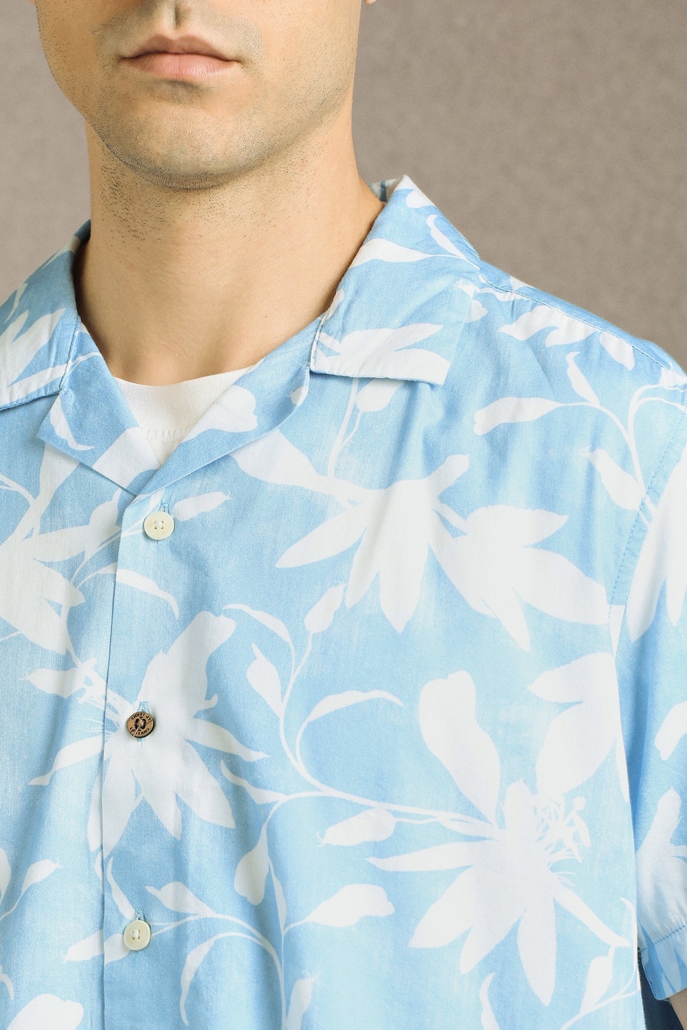 38984-men-blue-slim-fit-print-half-sleeves-casual-shirt-blue-1.jpg