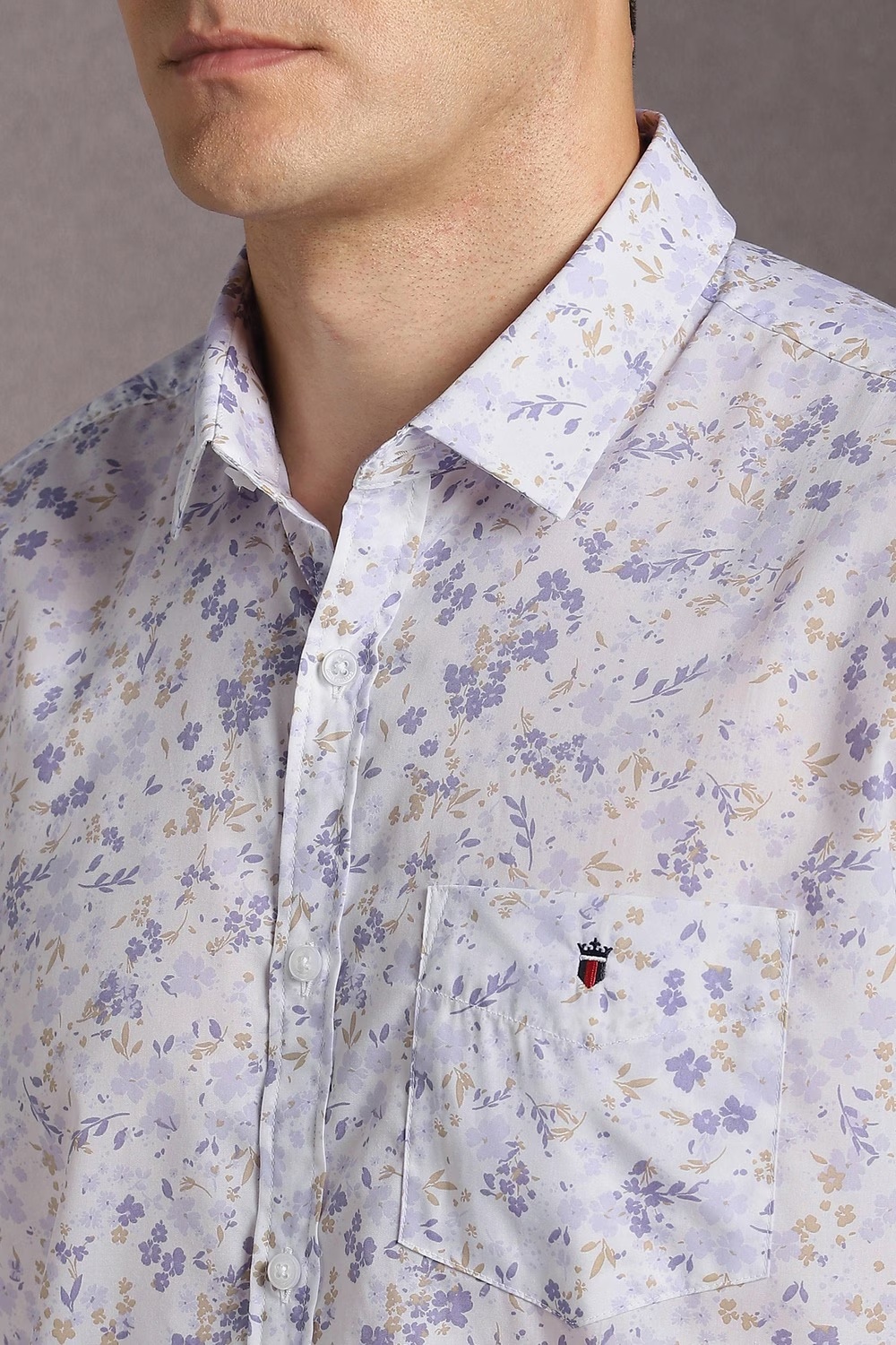 39023-men-white-print-half-sleeves-casual-shirt-white-1.jpg
