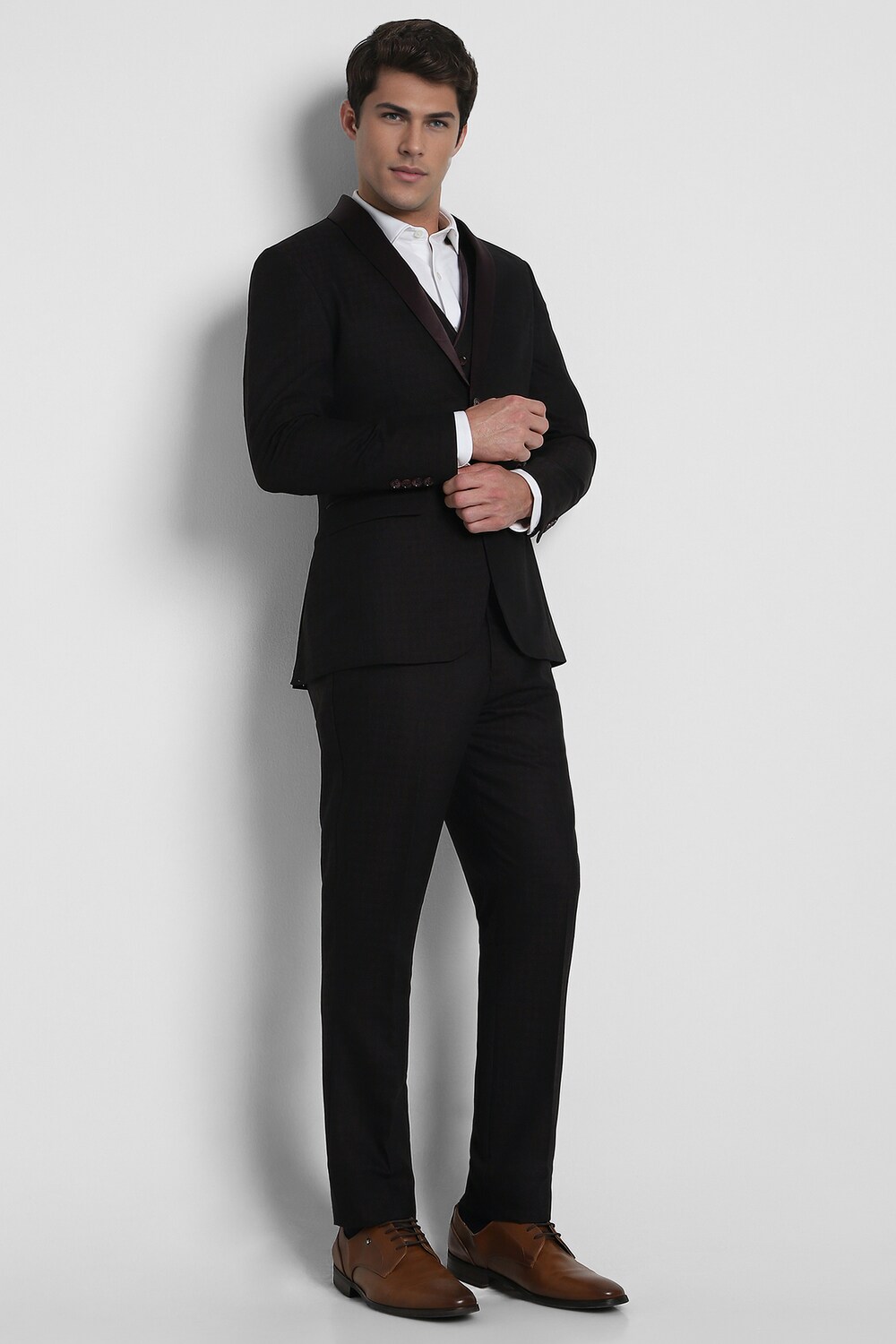 39033-men-black-slim-fit-solid-formal-three-piece-suit-black-1.jpg