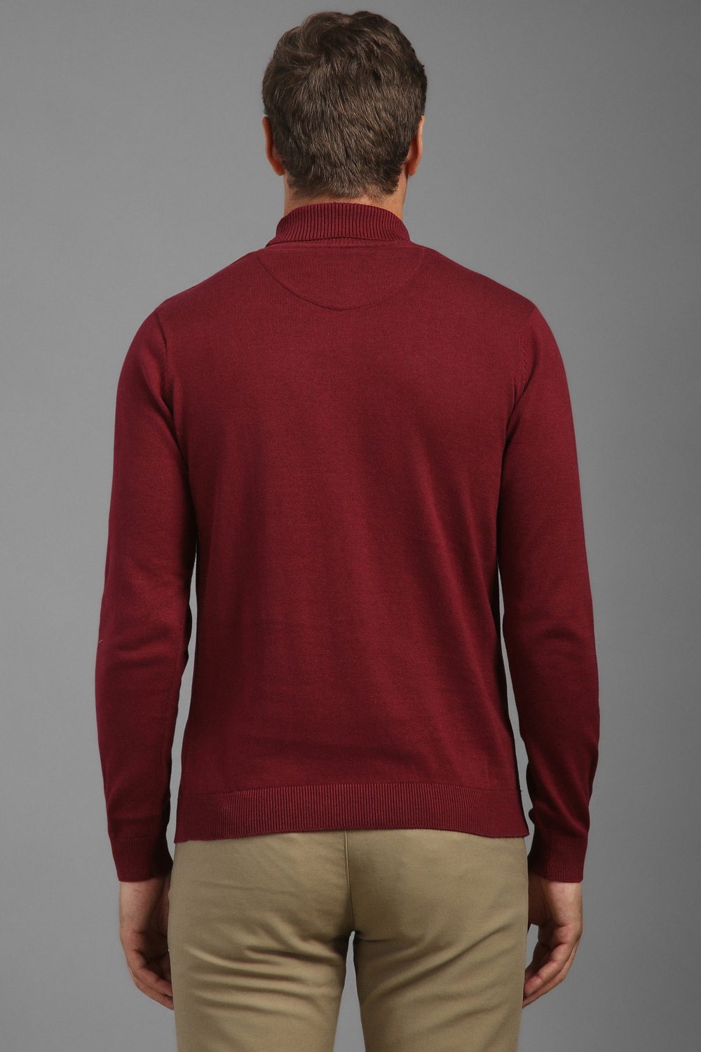 39173-men-maroon-solid-turtle-neck-full-sleeves-sweater-maroon-1.jpg