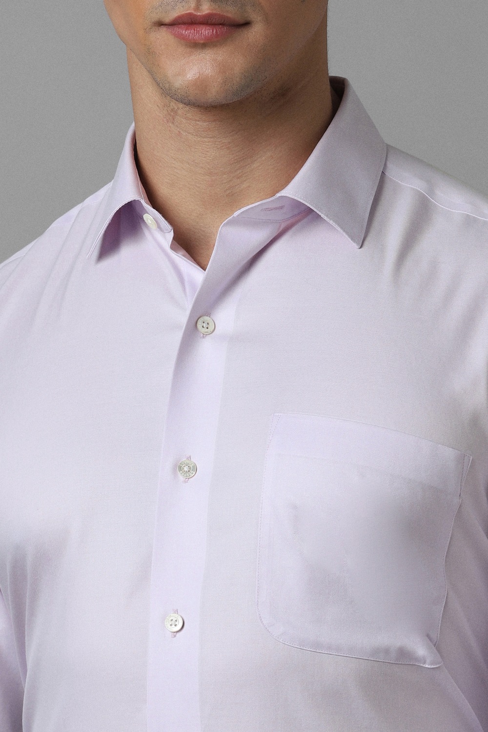 39247-men-lilac-classic-fit-solid-full-sleeves-formal-shirt-lilac-1.jpg