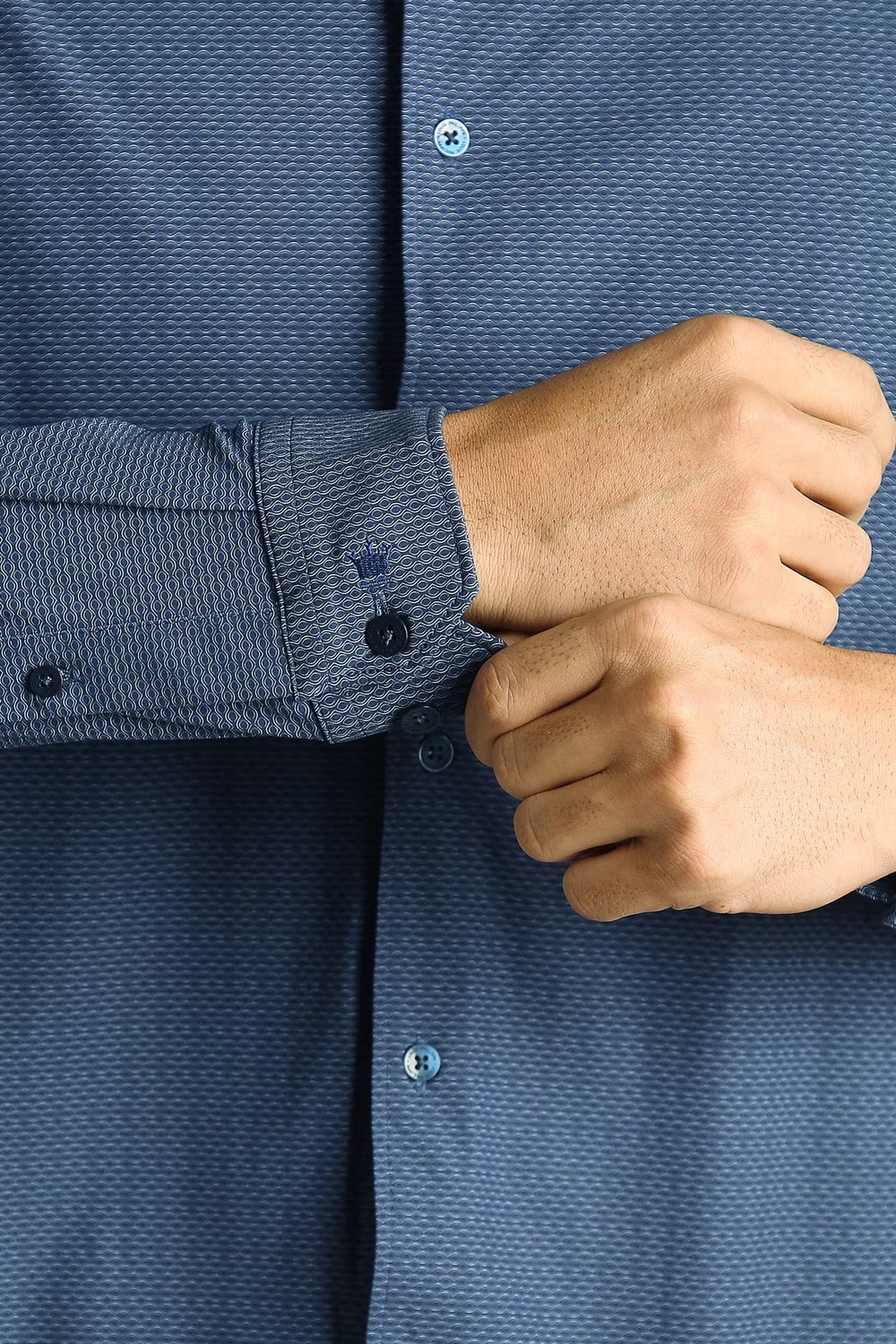 39884-men-navy-print-full-sleeves-formal-shirt-navy-1.jpg