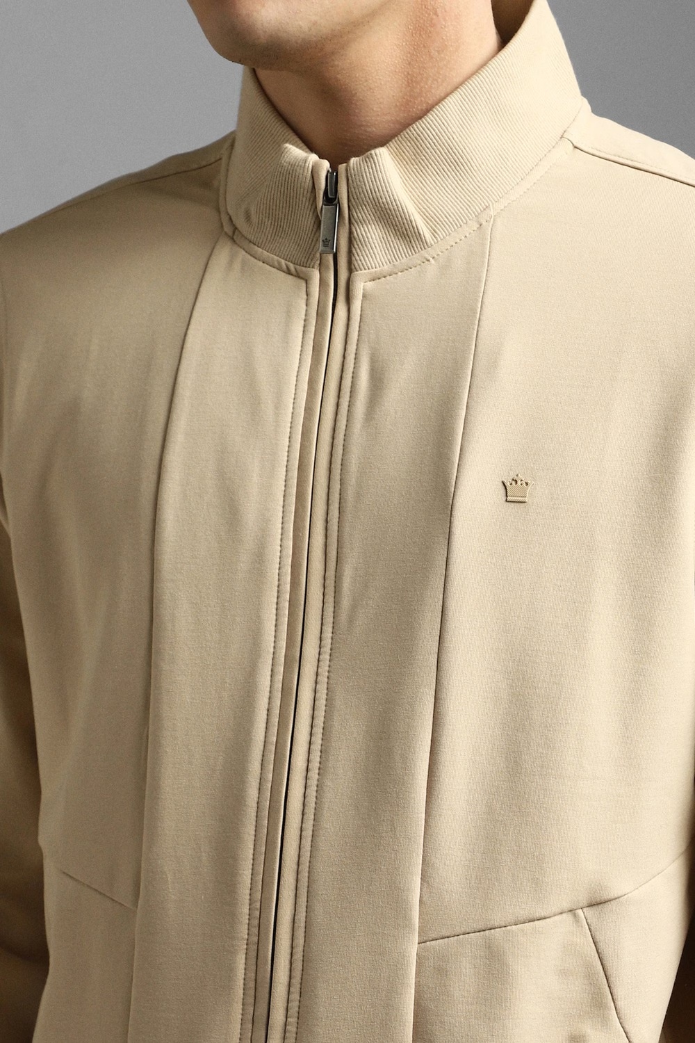 40152-men-casual-beige-solid-sweatshirt-beige-1.jpg