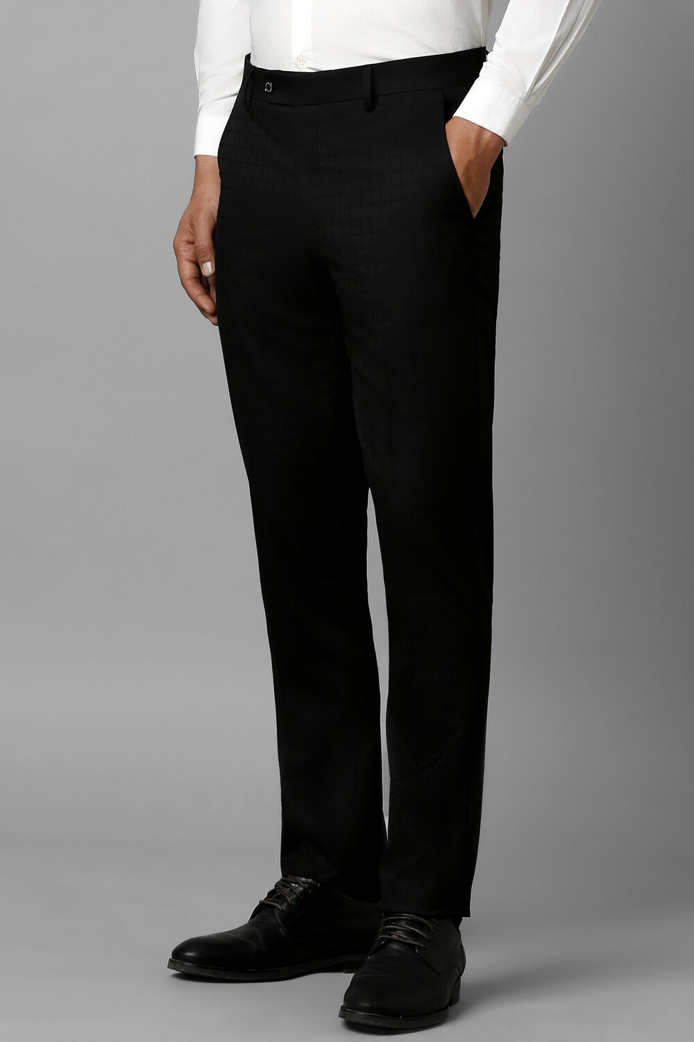 4034-men-black-slim-fit-check-flat-front-formal-trousers-black-1.jpg