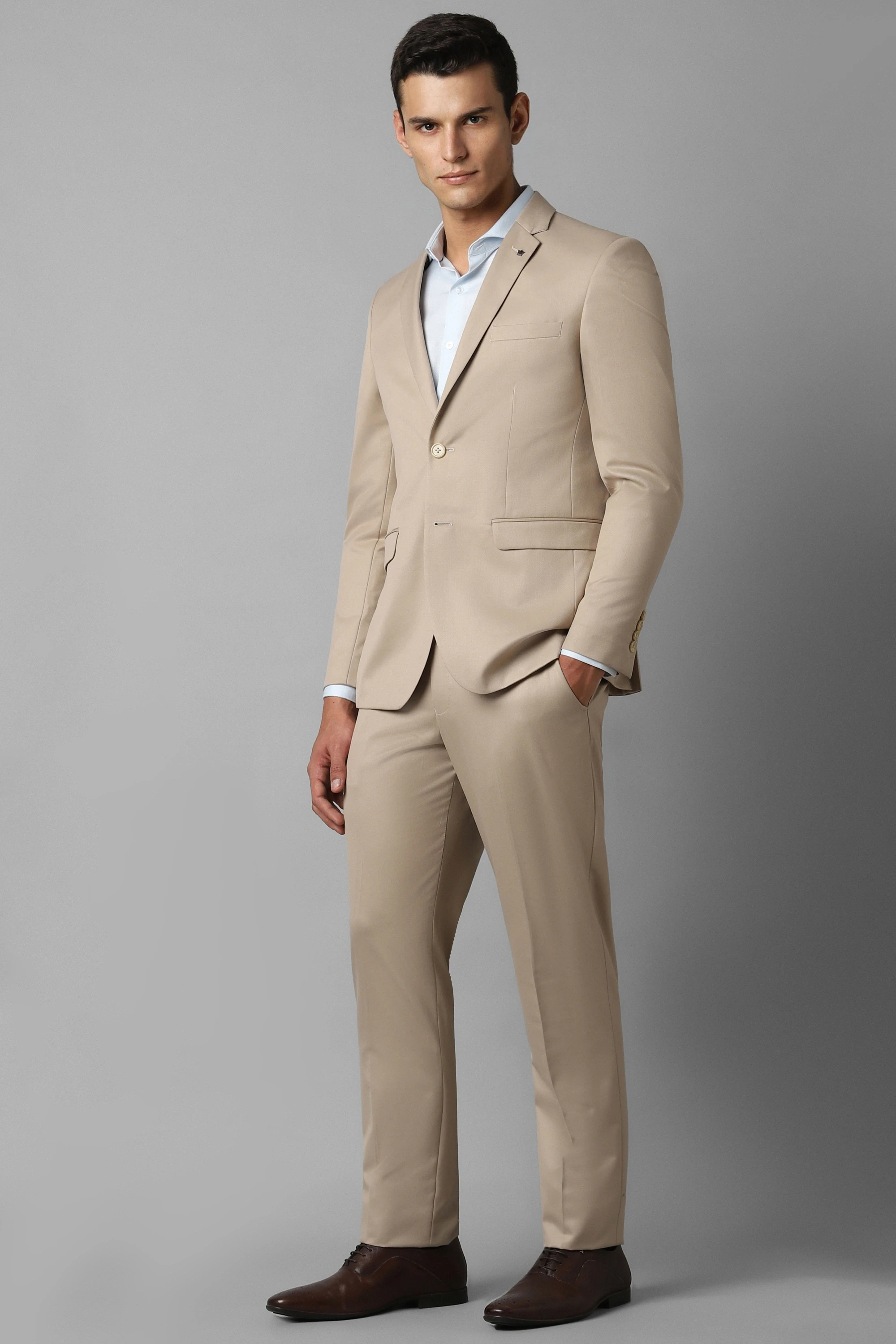 40362-men-khaki-slim-fit-solid-formal-two-piece-suit-khaki-1.webp